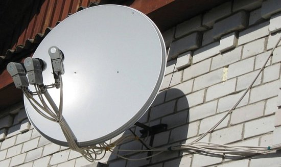 Настройка антенны и поиск спутникового сигнала с помощью прибора SatFinder